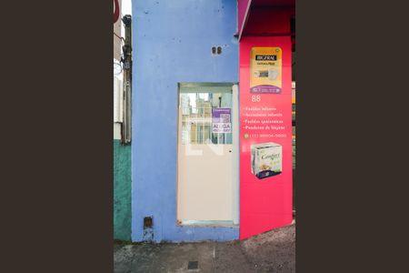 Fachada de casa à venda com 6 quartos, 550m² em Jardim Helena, Taboão da Serra