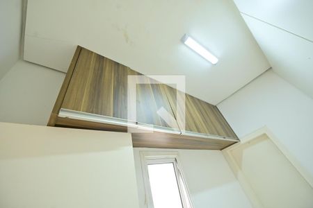 Sala 2 de casa de condomínio para alugar com 4 quartos, 230m² em Alphaville Araguaia, Goiânia