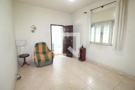 Sala de apartamento para alugar com 2 quartos, 60m² em Bento Ribeiro, Rio de Janeiro