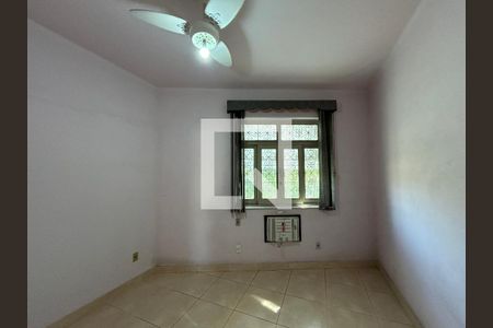 Quarto 1 de apartamento para alugar com 2 quartos, 60m² em Bento Ribeiro, Rio de Janeiro