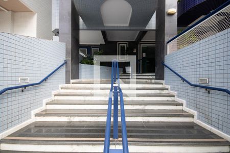 Área comum de apartamento para alugar com 2 quartos, 75m² em Guilhermina, Praia Grande