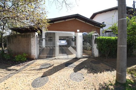 Fachada de casa para alugar com 3 quartos, 240m² em Cidade Universitária, Campinas