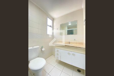 Banheiro de apartamento para alugar com 2 quartos, 52m² em Vila Augusta, Guarulhos