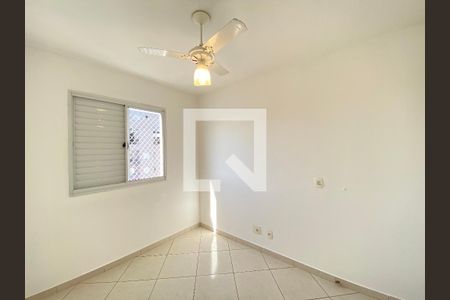 Quarto 2 de apartamento para alugar com 2 quartos, 52m² em Vila Augusta, Guarulhos