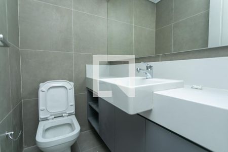 Lavabo de apartamento à venda com 3 quartos, 198m² em Três Figueiras, Porto Alegre