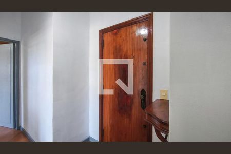 Entrada de apartamento à venda com 2 quartos, 61m² em Vila Isabel, Rio de Janeiro