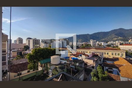 Vista da Sala de apartamento à venda com 2 quartos, 61m² em Vila Isabel, Rio de Janeiro