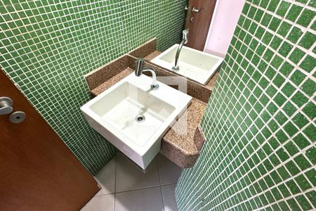 Lavabo de apartamento à venda com 3 quartos, 86m² em Copacabana, Rio de Janeiro