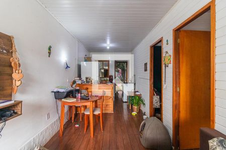 Sala de casa à venda com 2 quartos, 47m² em Cavalhada, Porto Alegre