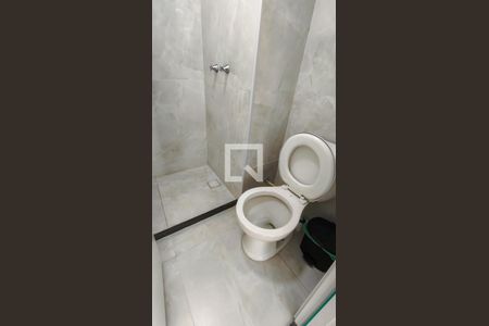 Banheiro Corredor de apartamento à venda com 2 quartos, 40m² em São Francisco Xavier, Rio de Janeiro