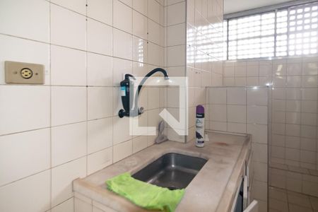 Cozinha de apartamento para alugar com 1 quarto, 25m² em Consolação, São Paulo
