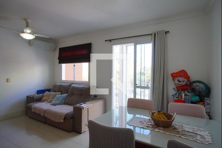Sala de apartamento à venda com 3 quartos, 69m² em Morro Santana, Porto Alegre