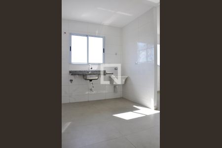 Cozinha e Área de Serviço de casa de condomínio à venda com 2 quartos, 44m² em Vila Pereira Cerca, São Paulo