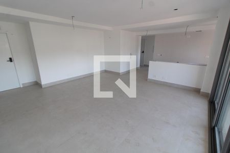 Sala de apartamento à venda com 3 quartos, 139m² em Cambuí, Campinas