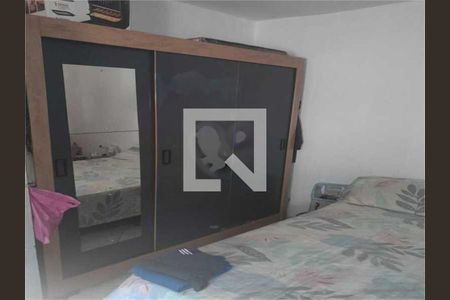 Casa à venda com 2 quartos, 210m² em Utinga, Santo André