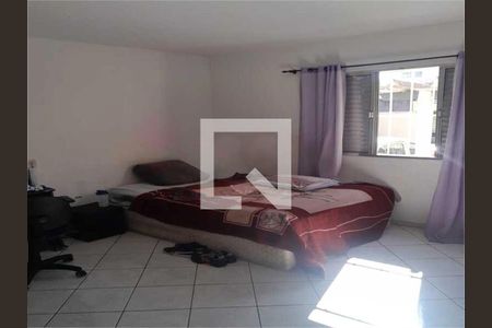 Casa à venda com 2 quartos, 210m² em Utinga, Santo André