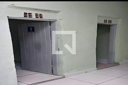 Casa à venda com 3 quartos, 330m² em Jardim Marek, Santo André