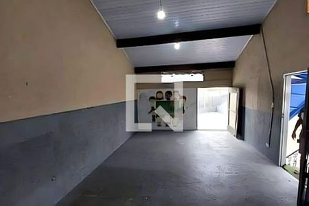 Casa à venda com 3 quartos, 330m² em Jardim Marek, Santo André