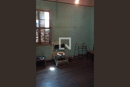 Casa à venda com 4 quartos, 200m² em Cambuci, São Paulo