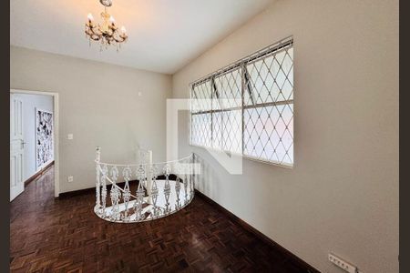 Casa à venda com 4 quartos, 251m² em Prado, Belo Horizonte