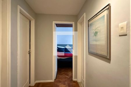 Corredor de apartamento à venda com 4 quartos, 190m² em Leme, Rio de Janeiro