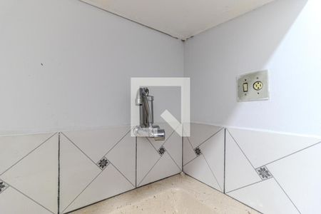 Cozinha de kitnet/studio para alugar com 1 quarto, 23m² em República, São Paulo
