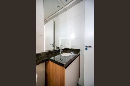 Banheiro  de kitnet/studio para alugar com 1 quarto, 26m² em Tatuapé, São Paulo