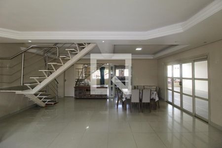 Sala de casa à venda com 4 quartos, 450m² em Centro, Porto Alegre