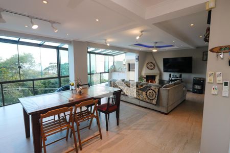 Sala 1 de casa de condomínio à venda com 3 quartos, 222m² em Vila Conceição, Porto Alegre