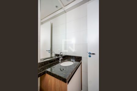 Banheiro de kitnet/studio para alugar com 1 quarto, 26m² em Tatuapé, São Paulo