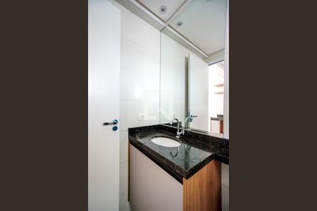 Banheiro Social de kitnet/studio para alugar com 1 quarto, 26m² em Tatuapé, São Paulo