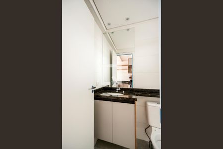 Banheiro de kitnet/studio para alugar com 1 quarto, 26m² em Tatuapé, São Paulo