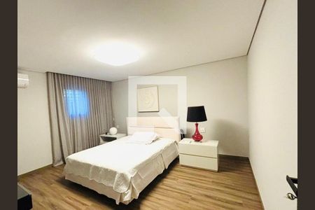 Primeiro suíte - primeiro nivel de casa à venda com 3 quartos, 465m² em Aguas Claras, Brumadinho