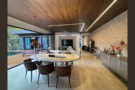 Salão dois ambientes de casa à venda com 3 quartos, 465m² em Aguas Claras, Brumadinho