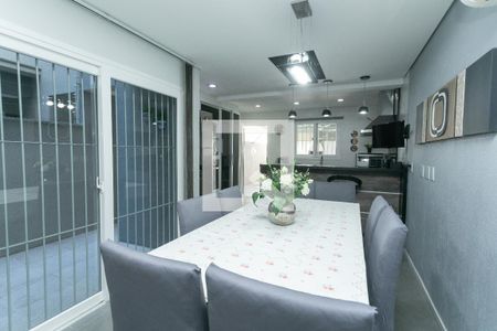 Sala de casa à venda com 3 quartos, 350m² em Jardim Itu, Porto Alegre