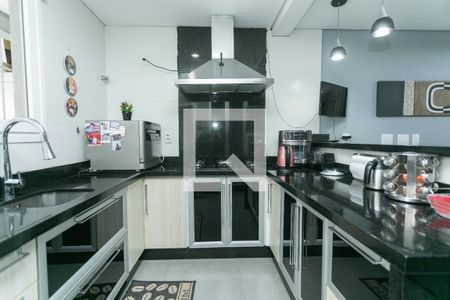 Cozinha de casa à venda com 3 quartos, 350m² em Jardim Itu, Porto Alegre