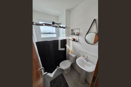 Banheiro de apartamento à venda com 2 quartos, 41m² em Jardim Esmeraldina, Campinas
