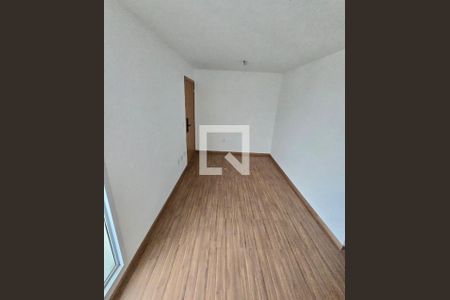 Quarto de apartamento para alugar com 2 quartos, 41m² em Jardim Esmeraldina, Campinas