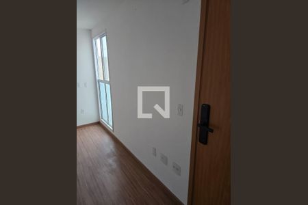 Sala de apartamento para alugar com 2 quartos, 41m² em Jardim Esmeraldina, Campinas