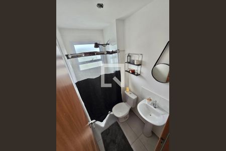 Banheiro de apartamento à venda com 2 quartos, 41m² em Jardim Esmeraldina, Campinas