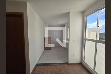 Cozinha de apartamento para alugar com 2 quartos, 41m² em Jardim Esmeraldina, Campinas