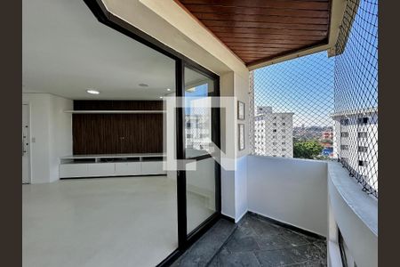 Sacada de apartamento à venda com 3 quartos, 100m² em Campo Belo, São Paulo