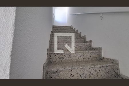Corredor de apartamento à venda com 2 quartos, 46m² em Vila Pires, Santo André