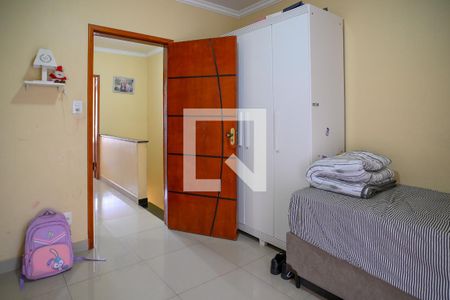 Quarto 2 de casa à venda com 2 quartos, 180m² em Sacoma, São Paulo