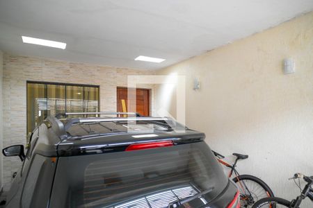 Garagem de casa à venda com 2 quartos, 180m² em Sacoma, São Paulo