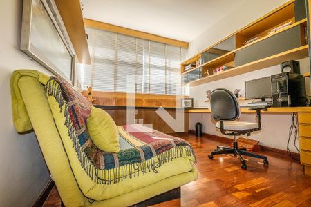 Quarto 2 de apartamento à venda com 3 quartos, 130m² em Centro, Belo Horizonte