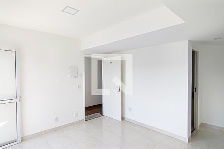 Sala de apartamento para alugar com 1 quarto, 54m² em Curicica, Rio de Janeiro