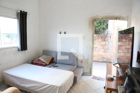 Sala de casa à venda com 2 quartos, 200m² em  Jardim Laguna, Contagem