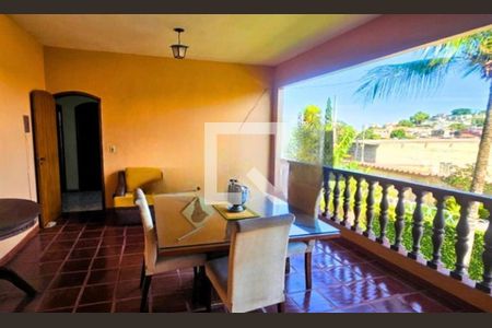 Casa de Condomínio à venda com 4 quartos, 306m² em Pechincha, Rio de Janeiro