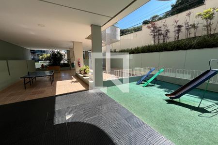 Apartamento à venda com 4 quartos, 212m² em Jardim Guanabara, Rio de Janeiro